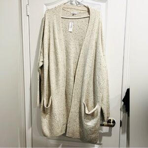 BNWT Reitmans Speckled Cream Cardigan